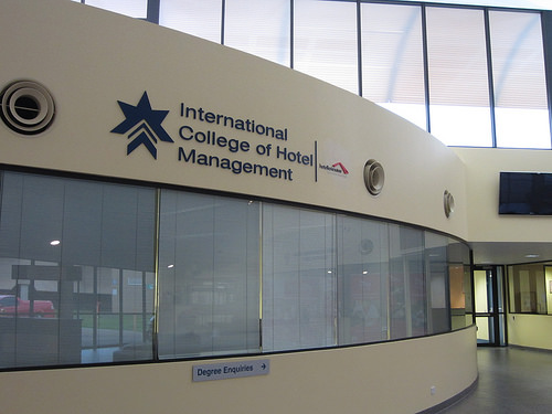 Trường Quản lý khách sạn quốc tế ICHM
